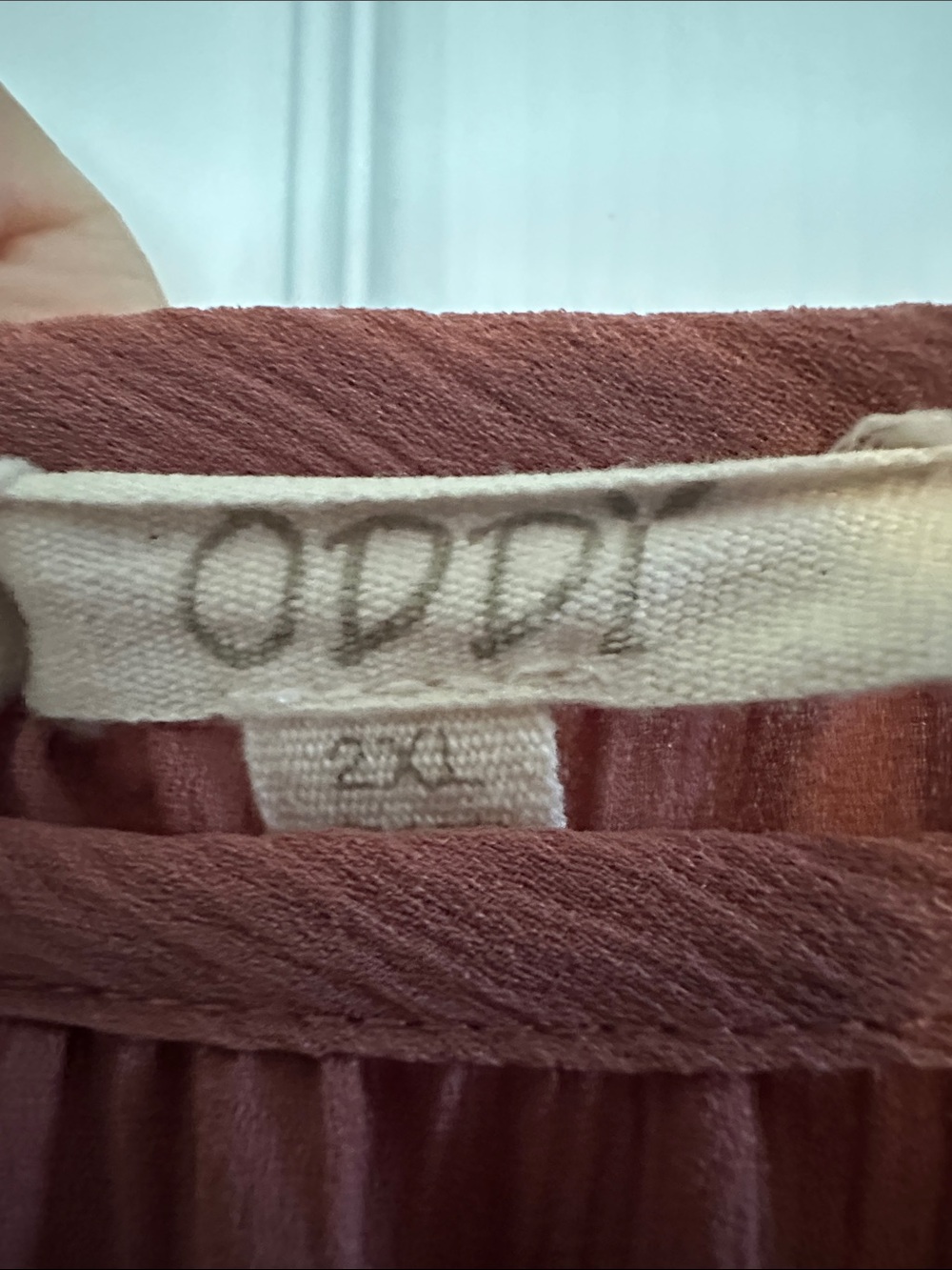NWOT ODDY Dusty Rose Ruffle Sleeve Blouse - Picture 3 of 4